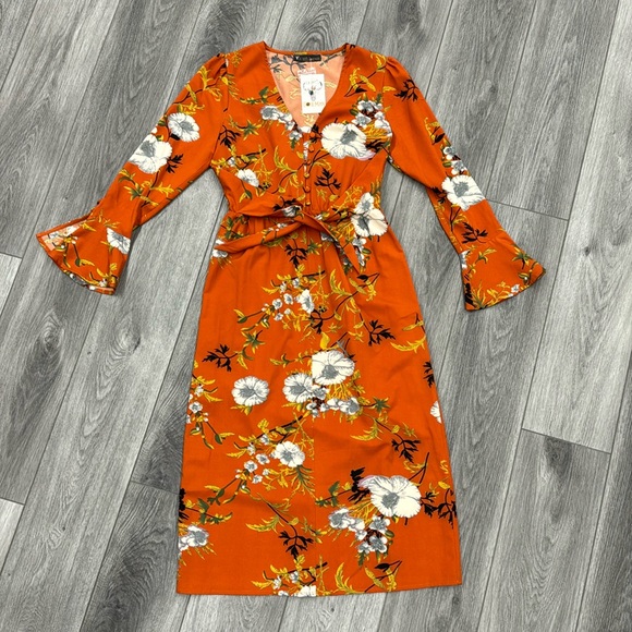 Dresses & Skirts - NWT Lil’ Bees Bohemian Dress